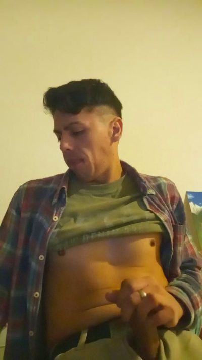 Luckbcrod live cam on Cam4