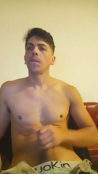 Luckbcrod live cam on Cam4