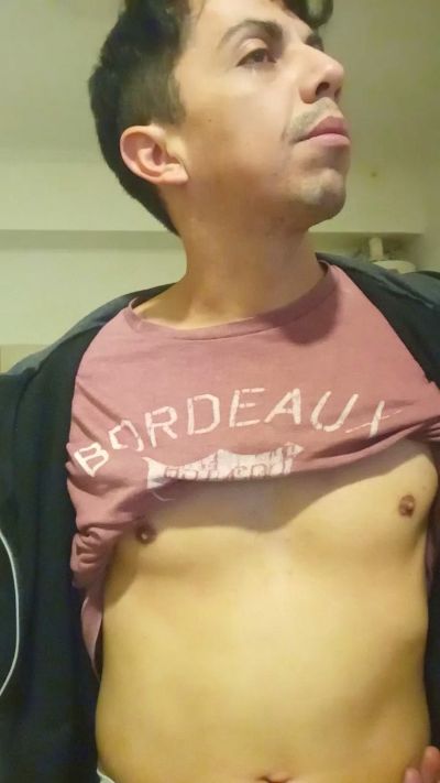 Luckbcrod live cam on Cam4