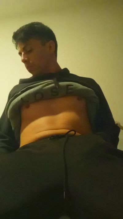 Luckbcrod live cam on Cam4