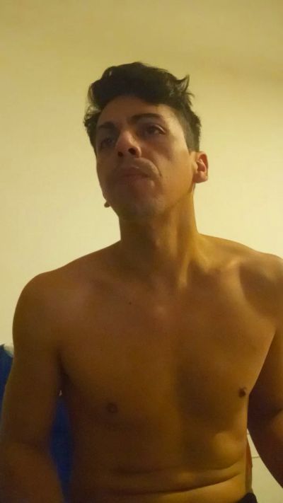 Luckbcrod live cam on Cam4