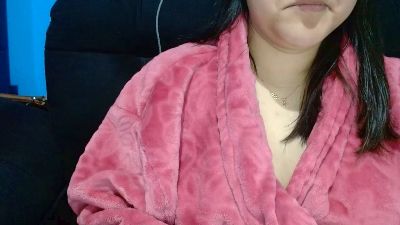 Luckgirl18 live cam on Cam4