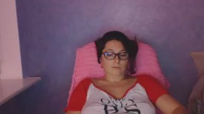 LuckyLisa29 live cam on Cam4