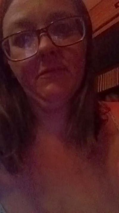 Luckygirl777 live cam on Cam4