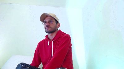 Luckymarks live cam on Cam4