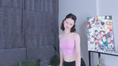 LucreciaGrisson live cam on Cam4