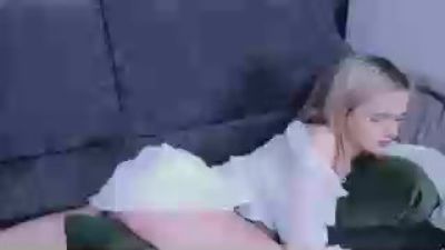 LucreciaGrisson live cam on Cam4