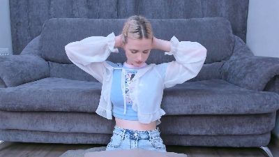 LucreciaGrisson live cam on Cam4