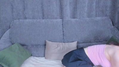 LucreciaGrisson live cam on Cam4