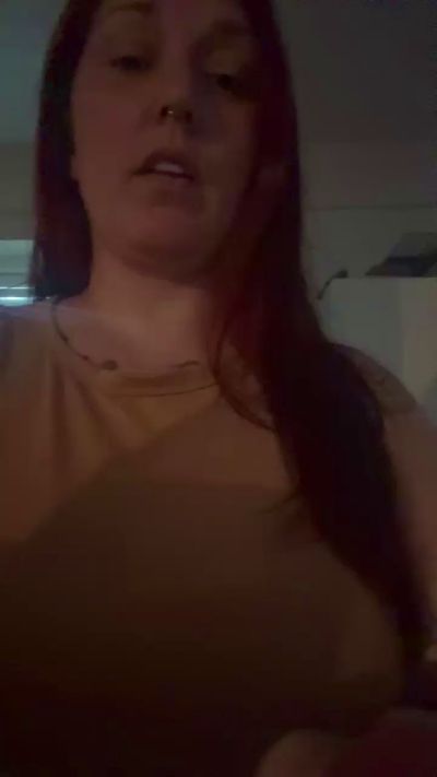 Lucy0503b live cam on Cam4