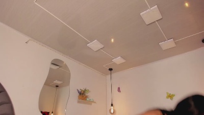 LucyAndrade live cam on Cam4