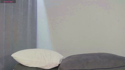 Lucymuur live cam on Cam4