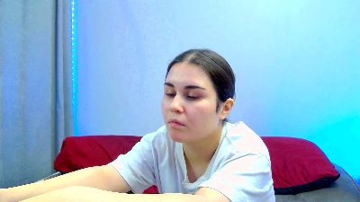 Lucymuur live cam on Cam4
