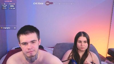 Lucymuur live cam on Cam4