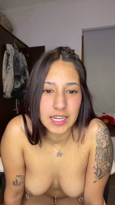 Lud_mtz live cam on Cam4