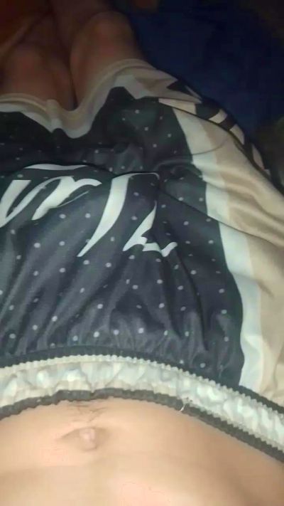 Luelor95 live cam on Cam4