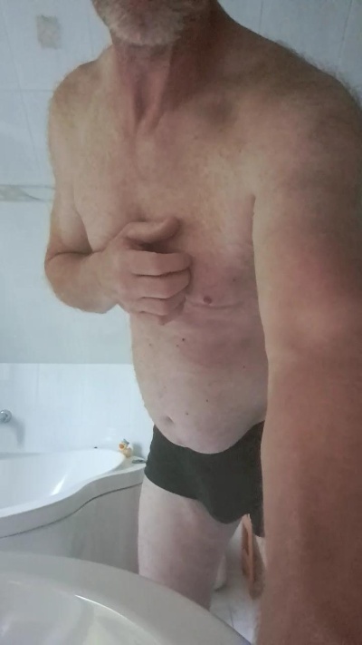 Luemmel07 live cam on Cam4