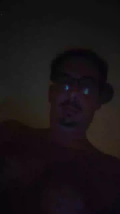 Luigis33 live cam on Cam4