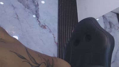 LuiisP18 live cam on Cam4