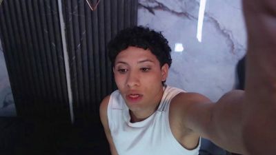 LuiisP18 live cam on Cam4