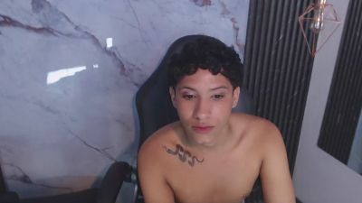 LuiisP18 live cam on Cam4