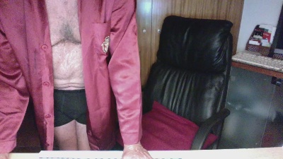 Luis18444 live cam on Cam4