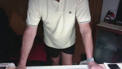 Luis18444 live cam on Cam4