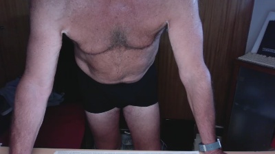 Luis18444 live cam on Cam4