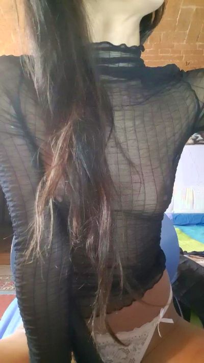 Luisa740 live cam on Cam4