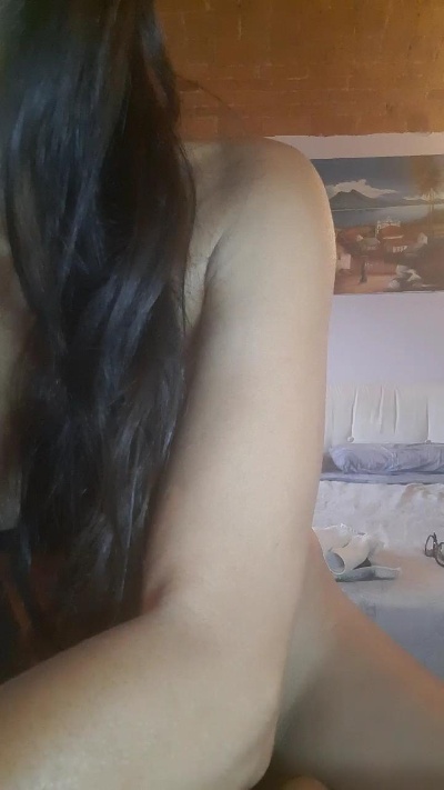Luisa740 live cam on Cam4