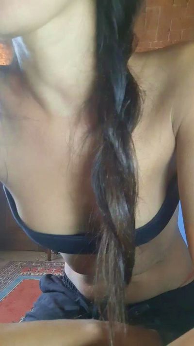 Luisa740 live cam on Cam4