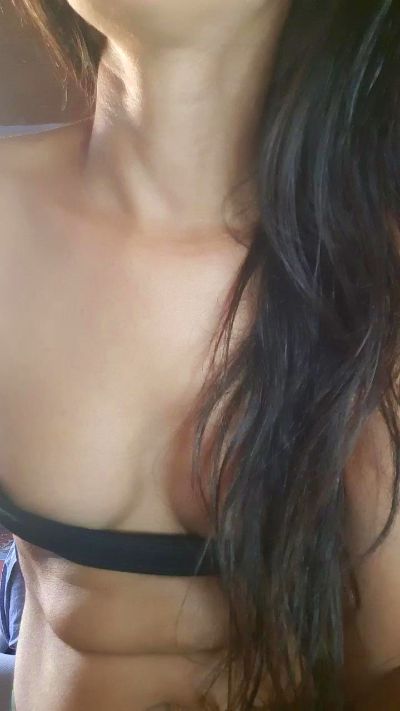 Luisa740 live cam on Cam4