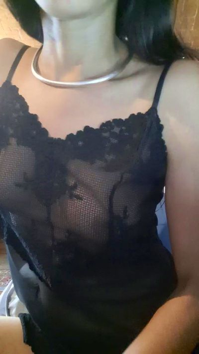 Luisa740 live cam on Cam4