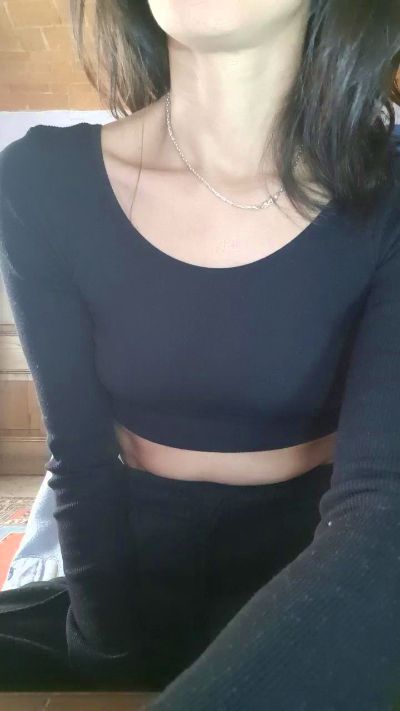 Luisa740 live cam on Cam4