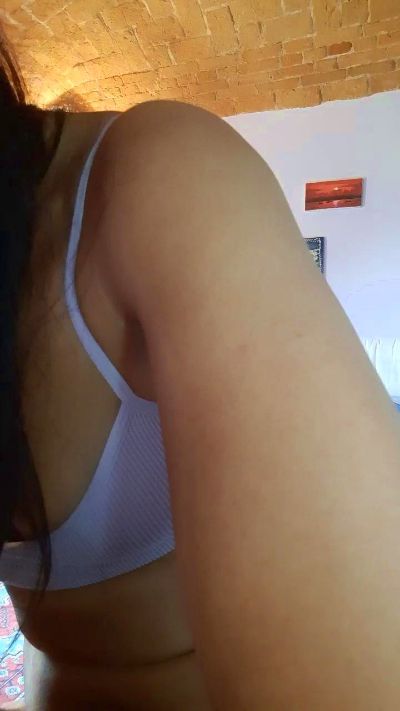Luisa740 live cam on Cam4
