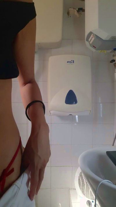Luisa740 live cam on Cam4