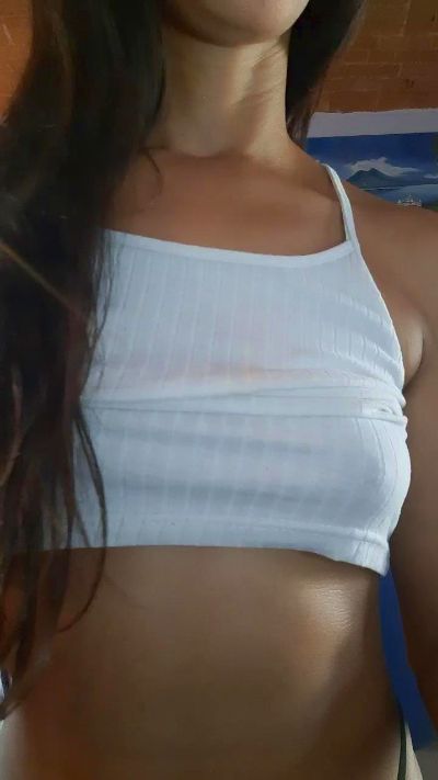 Luisa740 live cam on Cam4