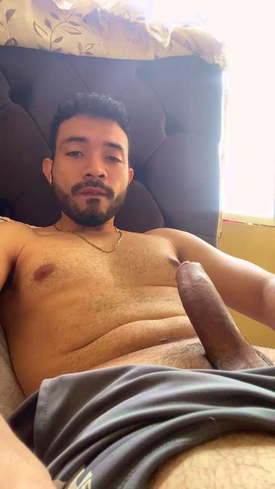 Luisfer98 live cam on Cam4