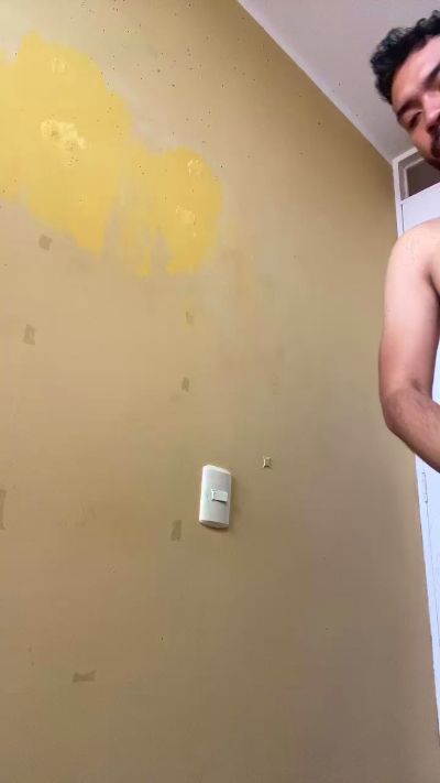 Luisfer98 live cam on Cam4