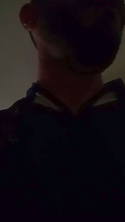 Luisfer98 live cam on Cam4