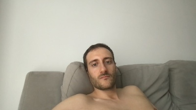 LukaShyGuy225 live cam on Cam4