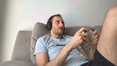 LukaShyGuy225 live cam on Cam4