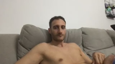 LukaShyGuy225 live cam on Cam4