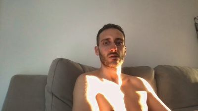 LukaShyGuy225 live cam on Cam4