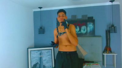 Lukas_Caballero live cam on Cam4