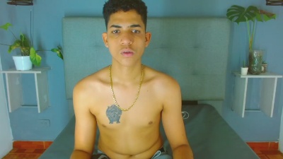 Lukas_Caballero live cam on Cam4