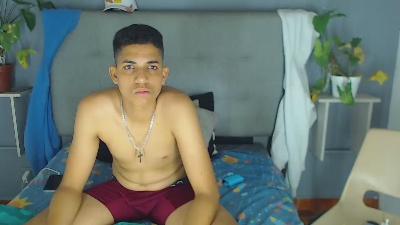 Lukas_Caballero live cam on Cam4