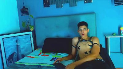 Lukas_Caballero live cam on Cam4