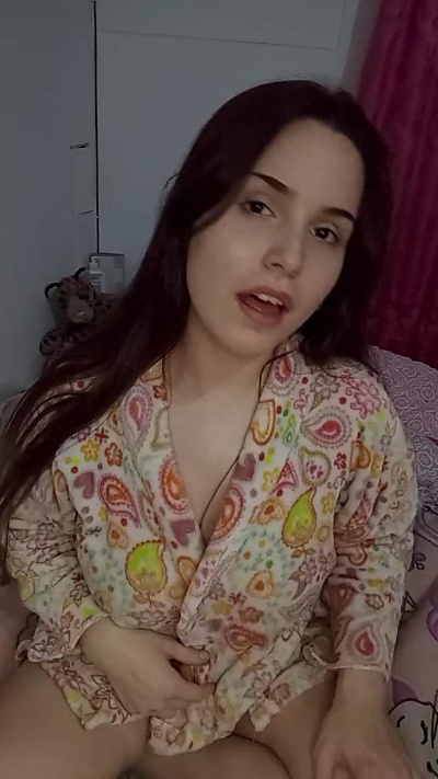 Luli003 live cam on Cam4