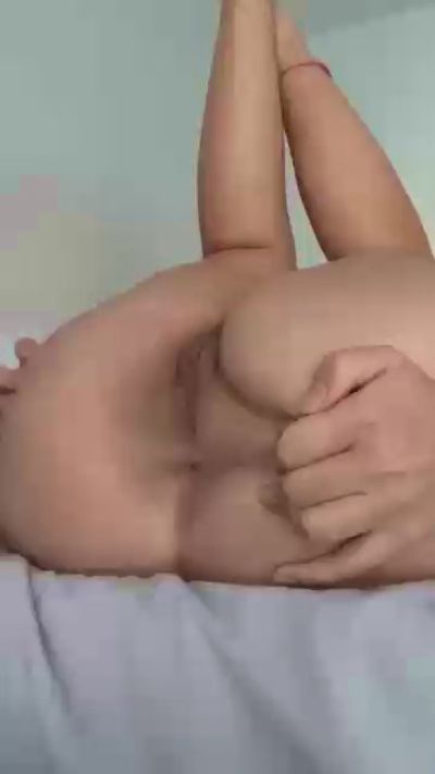 Lulii_baby live cam on Cam4